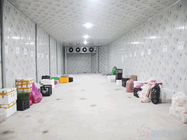 在冷庫(kù)使用中，如何根據(jù)食品分類確定貯藏溫度值？